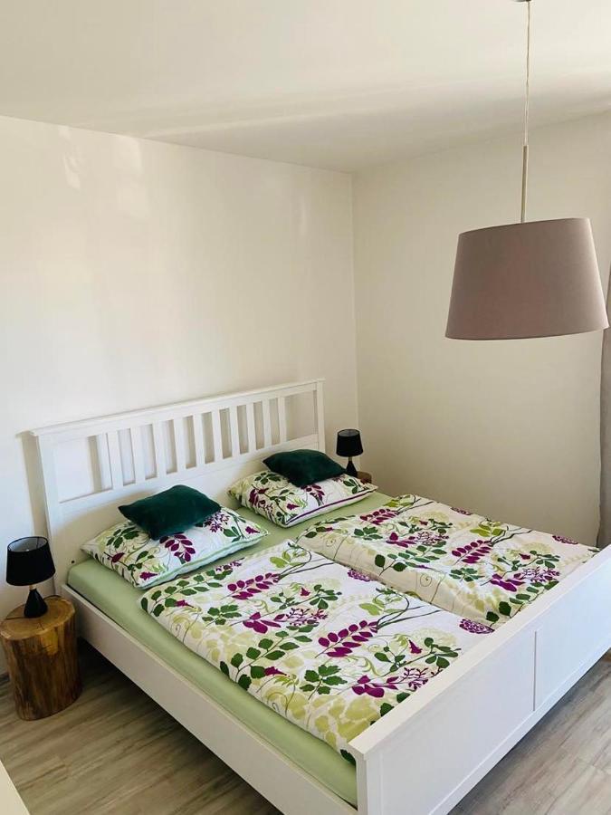 Апартаменты Apartman Na Vysine Врхлаби Экстерьер фото